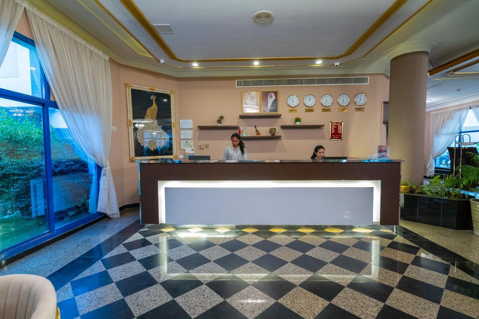 Majestic Hotel Manáma Kültér fotó
