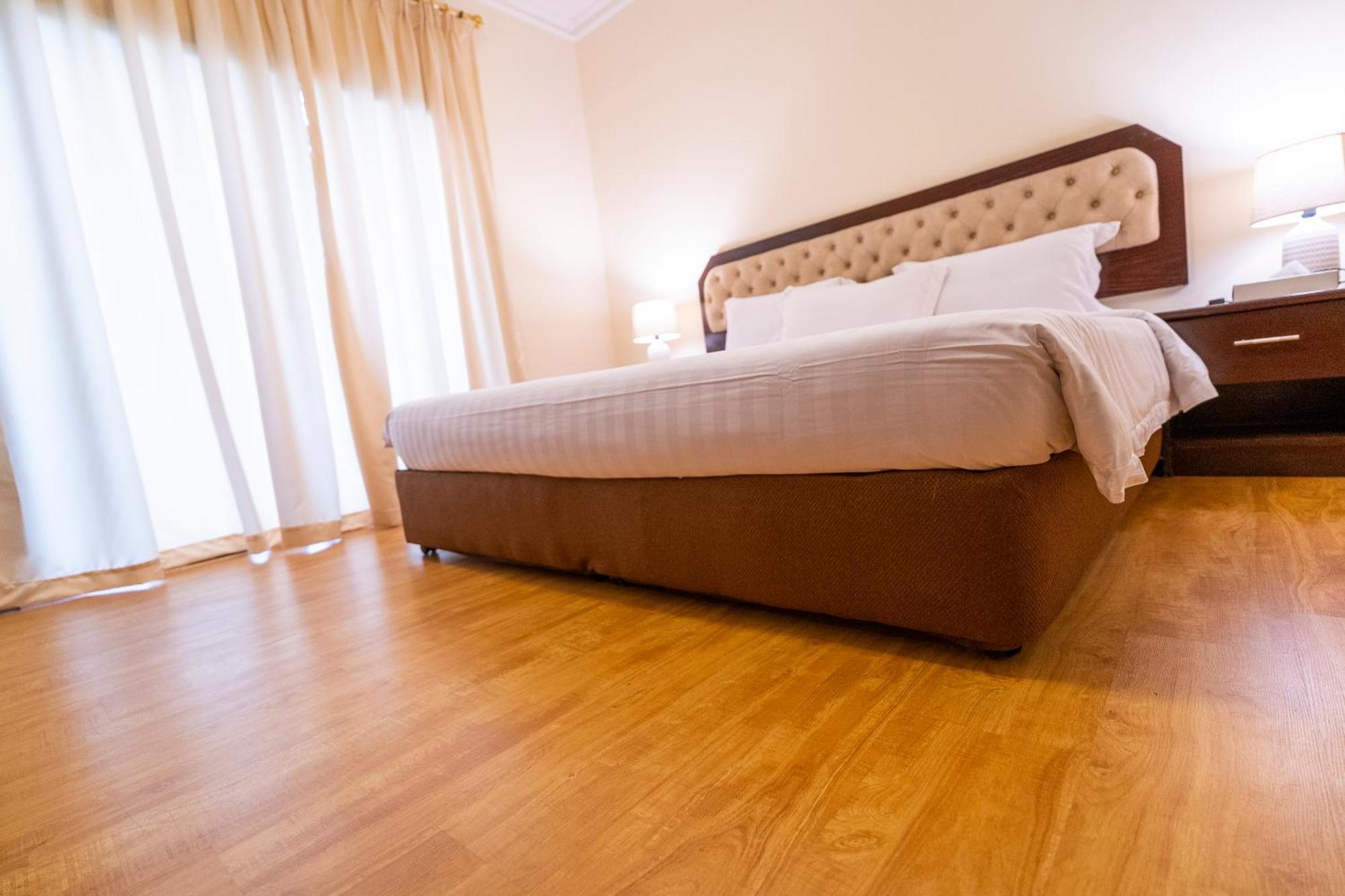 Majestic Hotel Manáma Kültér fotó